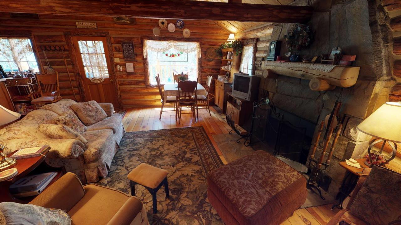 Cabin By The Creek With High Speed Wifi Red River Zewnętrze zdjęcie